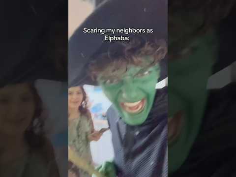 Scaring my neighbors as Elphaba: @Prymrr