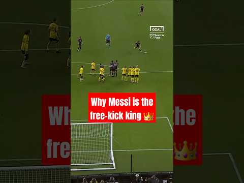 LIONEL MESSI SCORES PERFECT FREE-KICK 💥 #shorts #football #soccer