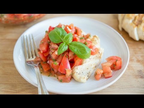 BRUSCHETTA CHICKEN RECIPE - QUICK & EASY WEEKNIGHT DINNER - Fifteen Spatulas