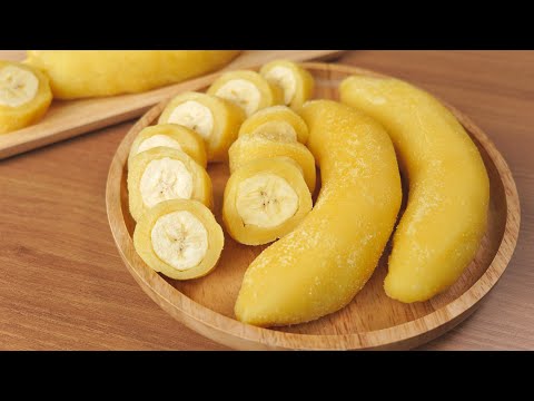 Have banana at home? Be sure to make this! Super delicious banana roll snack