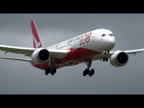 Qantas Boeing 787-9 - 100th Anniversary Livery ► Landing ✈ Auckland Airport