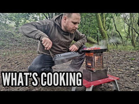 First time cooking outdoors using the 5-way Bushcraft cast iron cooker by firebox for G2 5" stove.