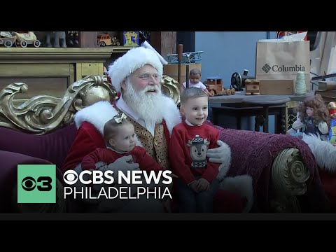 Cherry Hill Mall packed as families pick up last-minute gifts and check in with Santa one last time