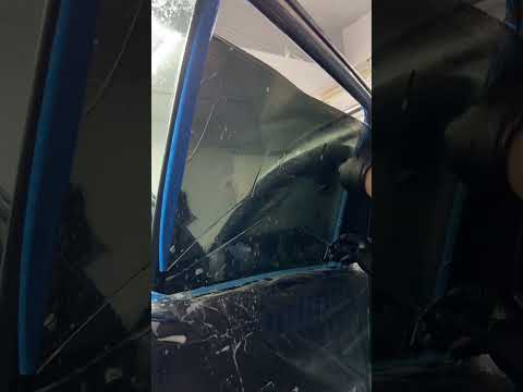 Tinting a side window using the “Bottom load” 1 stage method! 5% nano ceramic tint installation ASMR