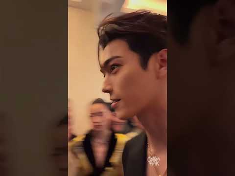 [Cam001] Xu Kai ✘ GQ Creative Gala [240531] - Xu Kai greet the models🥰 #许凯 #xukai #许凯soso