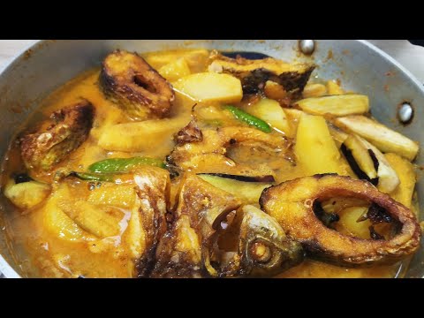 Kache Kele Ki Sabji |  Raw Banana And Fish Curry