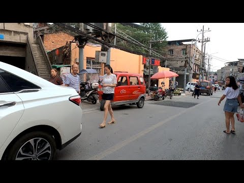 煙塵裡的破落——迷宮一樣的城中村––重慶主城区雙山   Return to dust-steet view in Shuang shan，an urban village in Chongqing