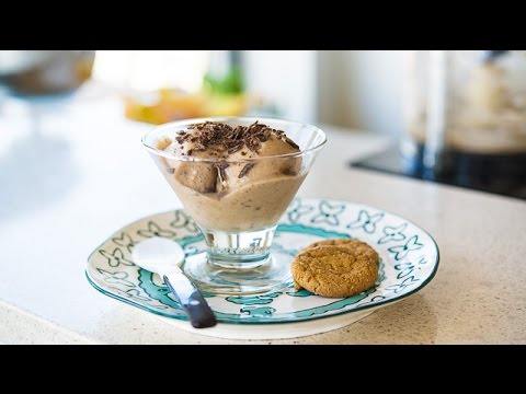 MAGICAL 1-INGREDIENT ICE CREAM RECIPE - FROZEN SUMMER SNACK - Fifteen Spatulas