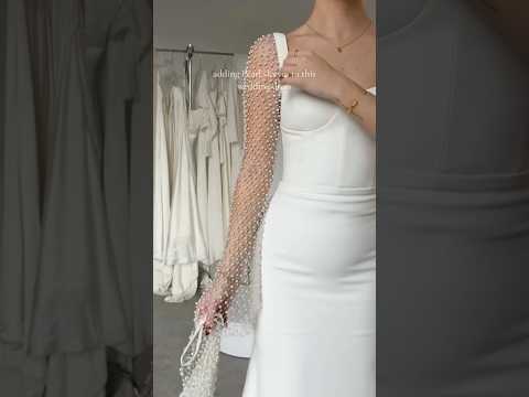 Timeless Pearl Sleeves: A Modern Twist on the Classic Wedding Dress