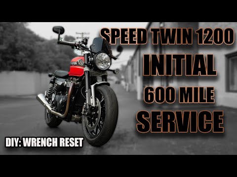 Speed Twin 1200 Oil Change and Service Indicator RESET. Don't get RIPPED OFF at the dealer.