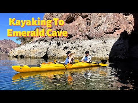 美国科罗拉多河划船，黑峡谷荒漠风光. Kayaking on the Colorado river. Black Canyon. Willow Beach.