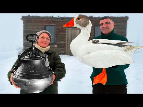 Fat Goose Stewed In An Afghan Cauldron! An Incredibly Delicious Dish