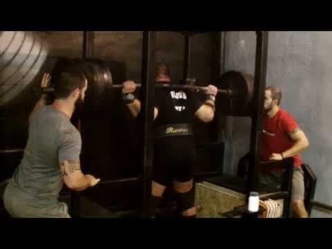 Lexington Plummer: 800 lb Raw Squat w. Wraps