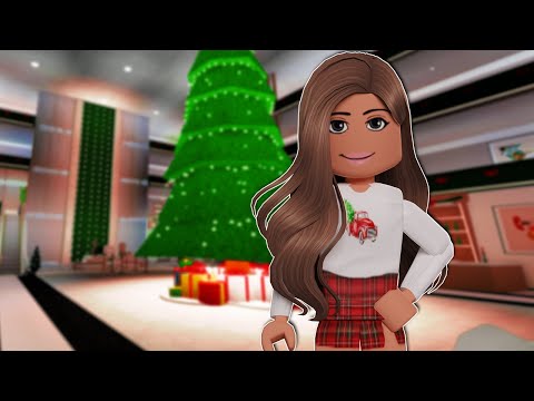 DECORATING MY HOTEL FOR CHRISTMAS | Bloxburg