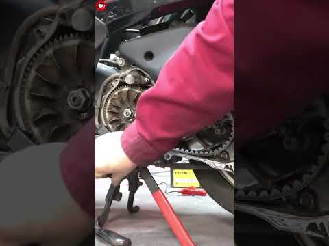 #Shorts｜Ｈonda scooter drive train assembly installation procedure without mistakes ホンダスクーターミス無き駆動系手順