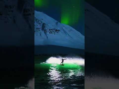 This is what surfing in Iceland looks like 😳 #iceland #surfing #mountains #views