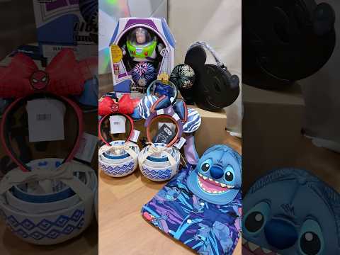 Christmas Shopping!! #disneyhaul #christmas #disneyunboxing #disneystore