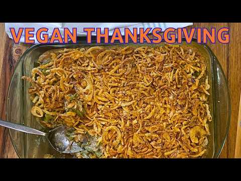 The best VEGAN green bean casserole : Vegan Thanksgiving recipes!