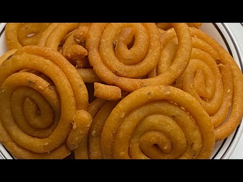 Crispy Murukku recipe / rice pastry recipe / crispy chakli @rafisviews