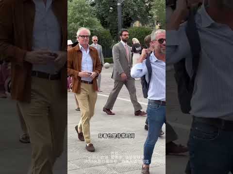 Italians use the streets as a show! Incredibly fashionable