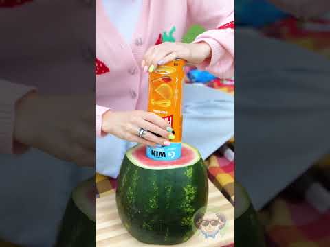 Cool watermelon hack 😋 #food #yummy #delicious #lifehacks #useful #parenting