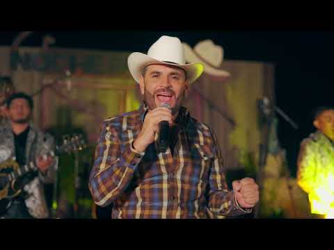 El Komander - Popurrí: Amor vaquero, Muchacha de ojos claros, Besos y cerezas (Noche Ranchera )Vol2