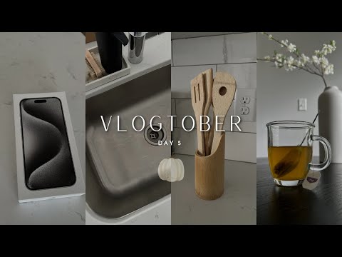 Vlogtober Day 5 🍂: new phone, coach bag, I'm sick, grocery store run, & more    | Faceovermatter