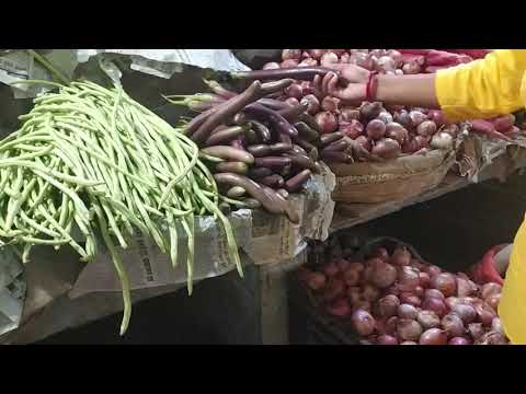 Shopping in Gangtok MG Marg Lal Market | Gangtok Lal Bazaar Vegetable Market