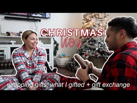 Wrapping presents, what I gifted + exchanging presents with my fiancé // FINAL VLOGMAS