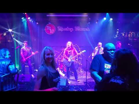 Monkey Wrench Canadas Premier Tribute To The Foo Fighters