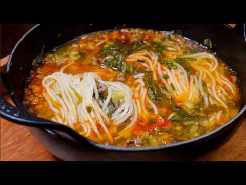 This dish is mouthwatering just by name—Pickled Cabbage Beef Noodles! Tangy, spicy, and refreshing!