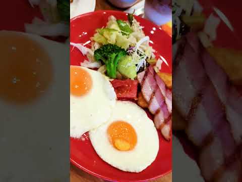 【ビッグボーイ】おいおい！ビッグボーイで朝食やってるって知ってた！？しかも超お得♪なんたって。。。ふふふ【フライエッグプレートモーニングを食べてきた】#shorts