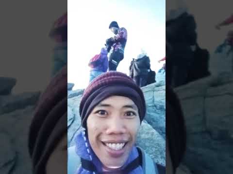 Alboy di puncak gunung kinabalu..