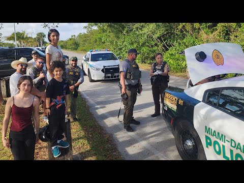 Police Confiscate Weapon at the Boat Ramp ! Black Point Marina Chit Show !