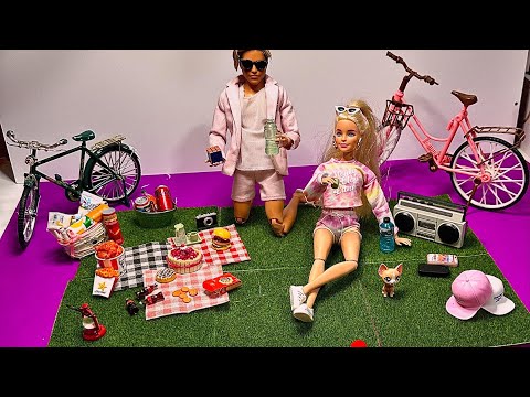 Barbie and Ken picnic fun