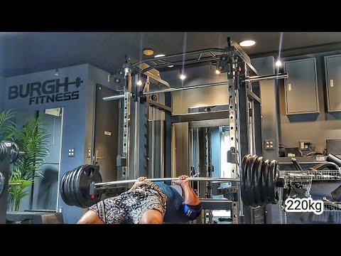 極狭ナローベンチプレス220kg！！