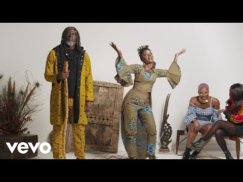 Tiken Jah Fakoly - We Love Africa (Clip Officiel)