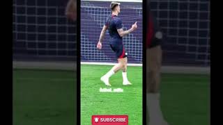 𝘽𝙧𝙤 𝙏𝙝𝙞𝙣𝙠𝙨 𝙃𝙚 𝙄𝙨 𝙍𝙤𝙣𝙖𝙡𝙙𝙤😂#funny #redbullgivesyouwings #trending #football #plsgoviral #shorts #viral