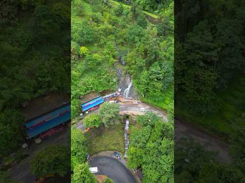 വയനാട് ചുരത്തിലെ വെള്ളച്ചാട്ടം 😍😍😍