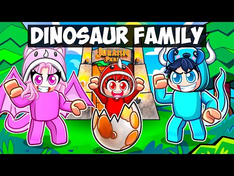 Having a DINOSAUR FAMILY in Roblox!