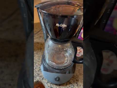 Making Black Coffee with iPhone 14 Pro Max