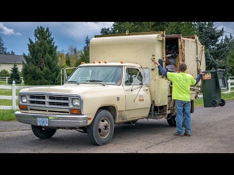 1986 Dodge Ram 350 - Hesston Corp. "Pak-Rat" Garbage Truck