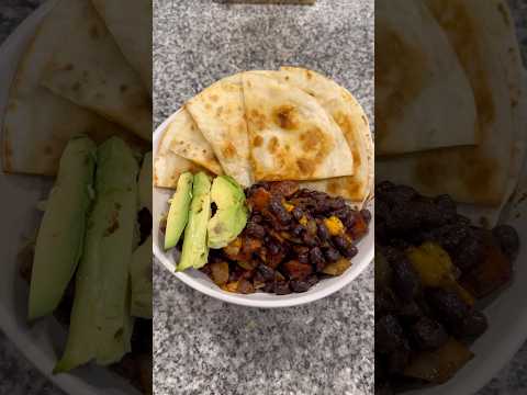 Vegan taco 🫘 bowl #recipe #veganfoodie #veganfood #cooking #veganmadeeasy #food #veganrecepies