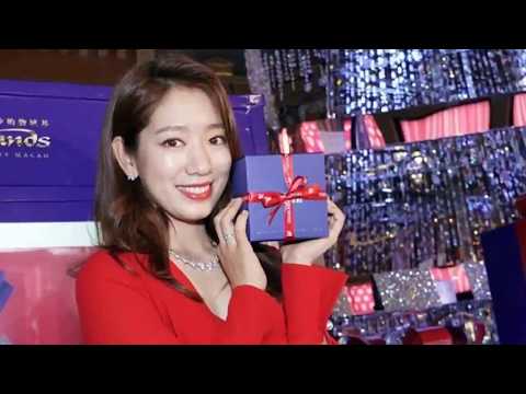 Park Shin Hye is very beautiful at the opening ceremony of Swarovski Venetian in Macau Taiwan