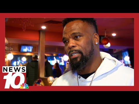 EXTENDED INTERVIEW: Fred Jackson meets with fans at Bar-Bills