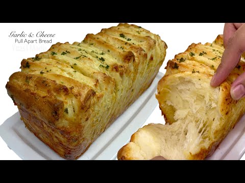 Roasted Garlic & Cheese Pull Apart Loaf Bread