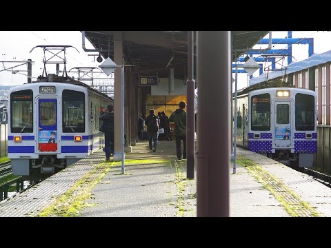 HK100形H-06&01 838M&HK100形H-10 （ほしぞら）十日町駅同時出発