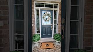 Front Door Porch Decor #doordecor #porchdecor #doormat #housedecor #shorts #doormatideas #frontdoor