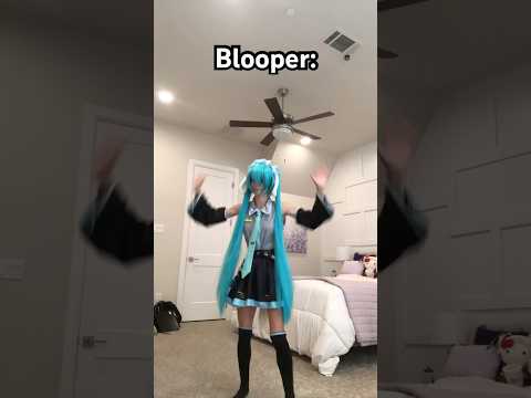 Oh #hatsunemiku #miku #vocaloid #cosplay #silly #ashwolf323 #blooper