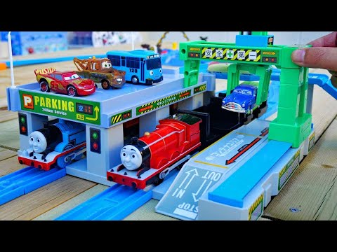 Thomas the Tank Engine ☆ JR train and Thomas will transport the cars at the crane factory terminal ♪